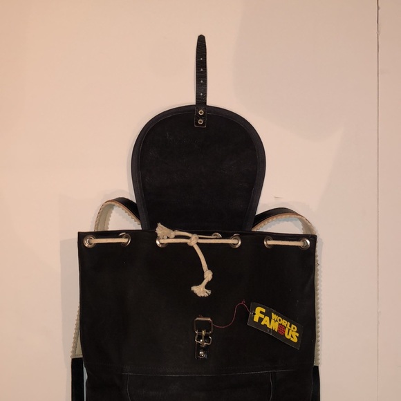 Authentic World famous leather bag - Picture 6 of 9